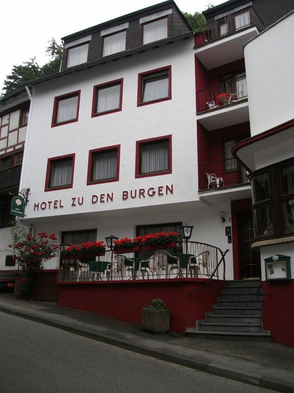 Hotel Zu Den Burgen Kamp-Bornhofen Quarto foto